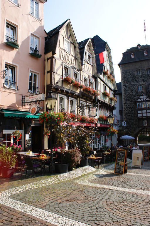 The Burgklause Boutique Hotel Linz am Rhein Exterior photo